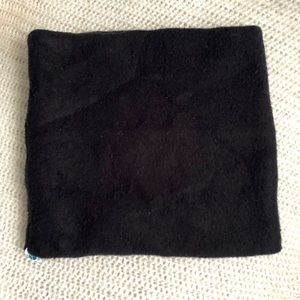 Original Turtle Fur neck warmer in black
